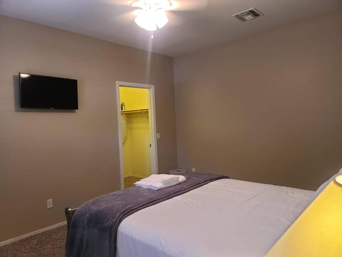 Phoenix II Minutes To Airport And Downtown Exterior foto