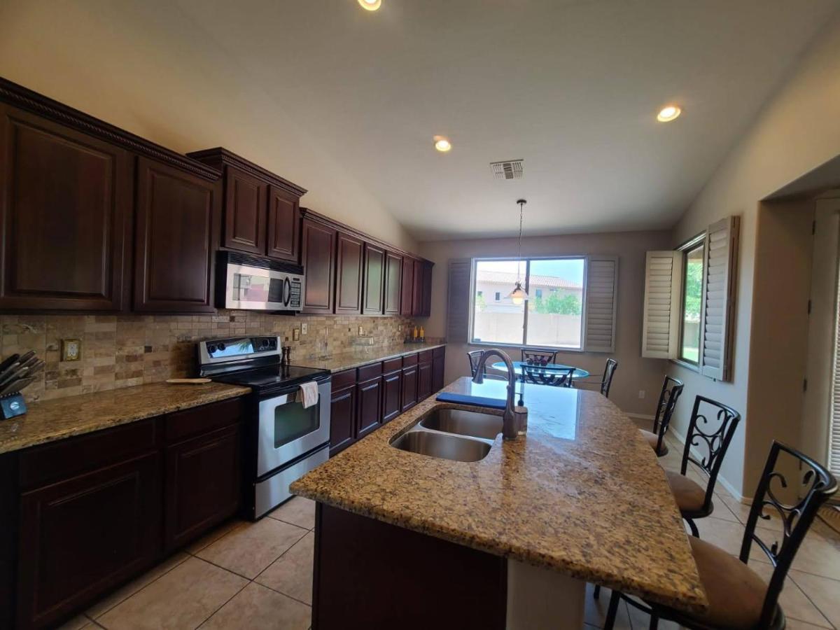Phoenix II Minutes To Airport And Downtown Exterior foto