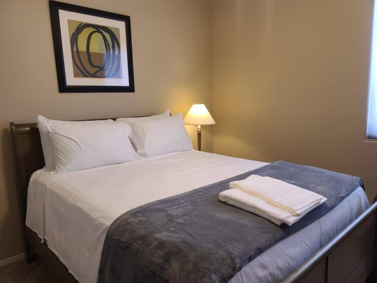 Phoenix II Minutes To Airport And Downtown Exterior foto