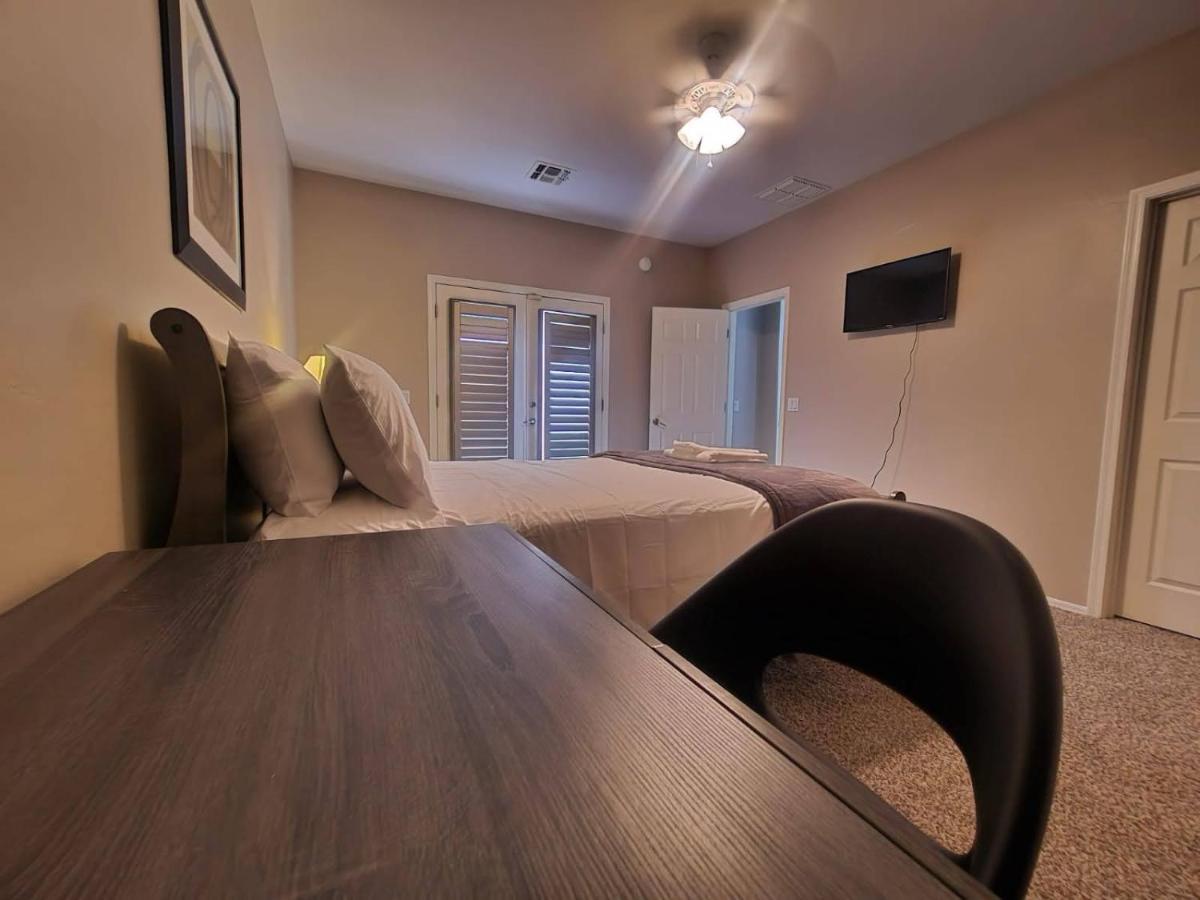 Phoenix II Minutes To Airport And Downtown Exterior foto